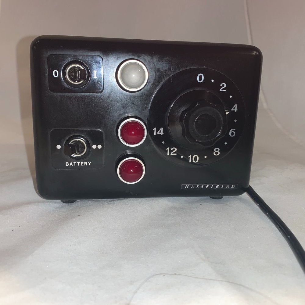 Hasselblad Charger 110V, 60Hz A.C